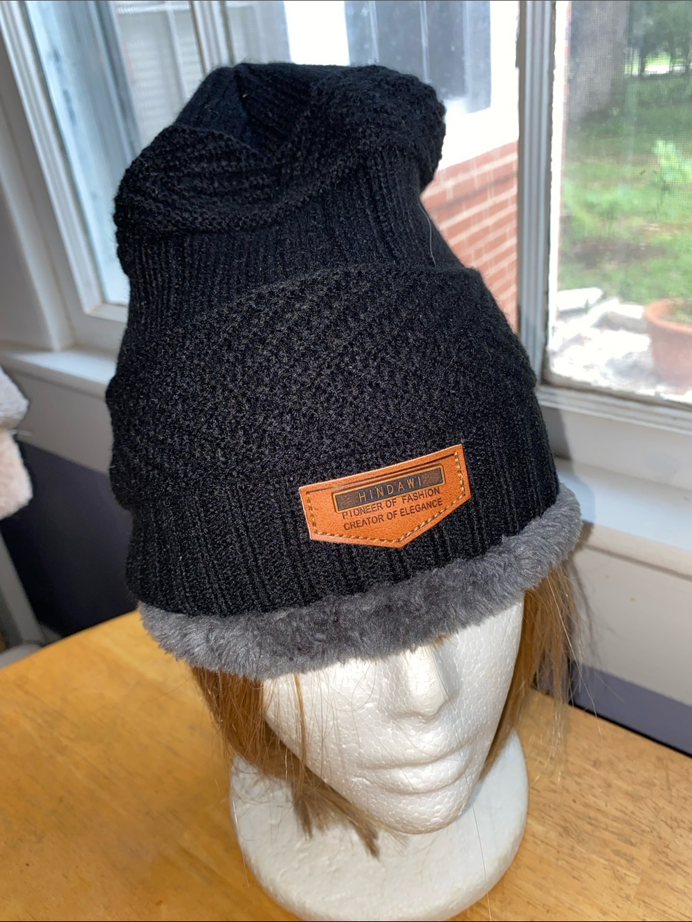 Hindawi Adult Knit Black Beanie Faux Fur Lined Winter Hat Reversible